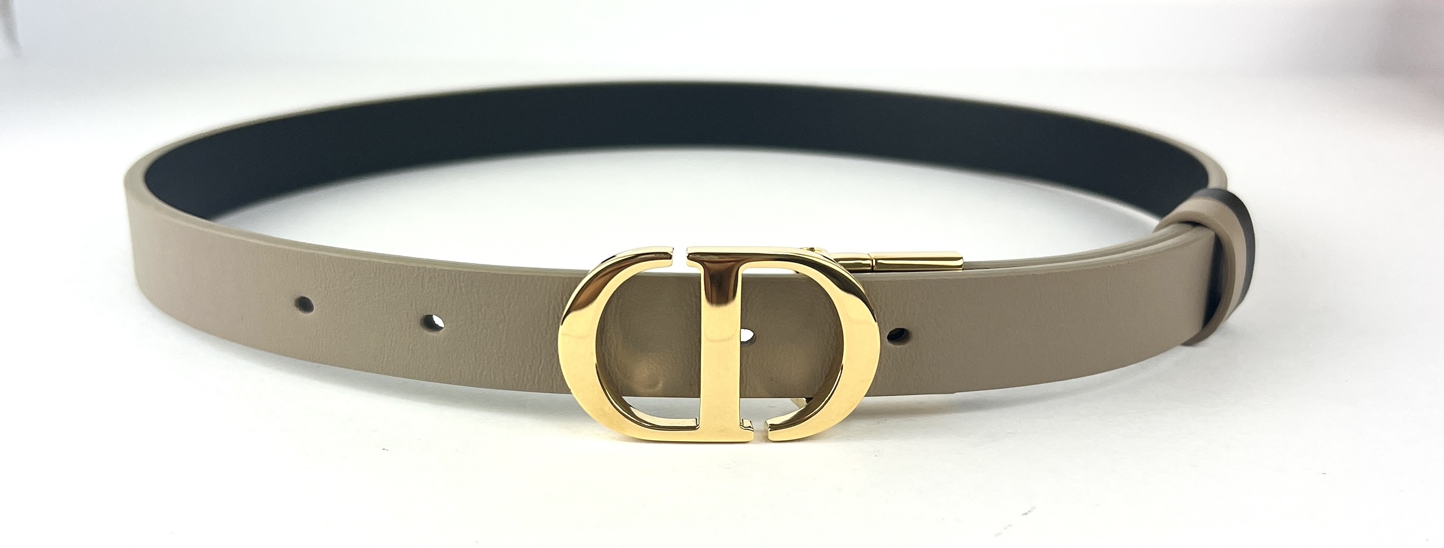 すぐ届く！DIOR ディオール30 MONTAIGNE リバーシブルベルト (Dior