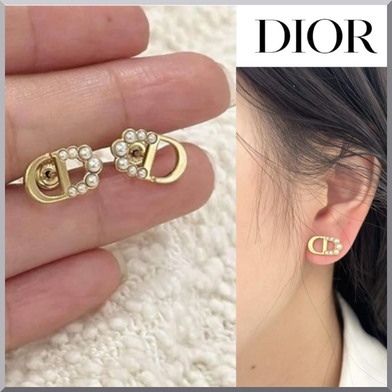 スタッズが可愛い☆》DIOR Petit CD ミニ スタッドピアス (Dior/ピアス