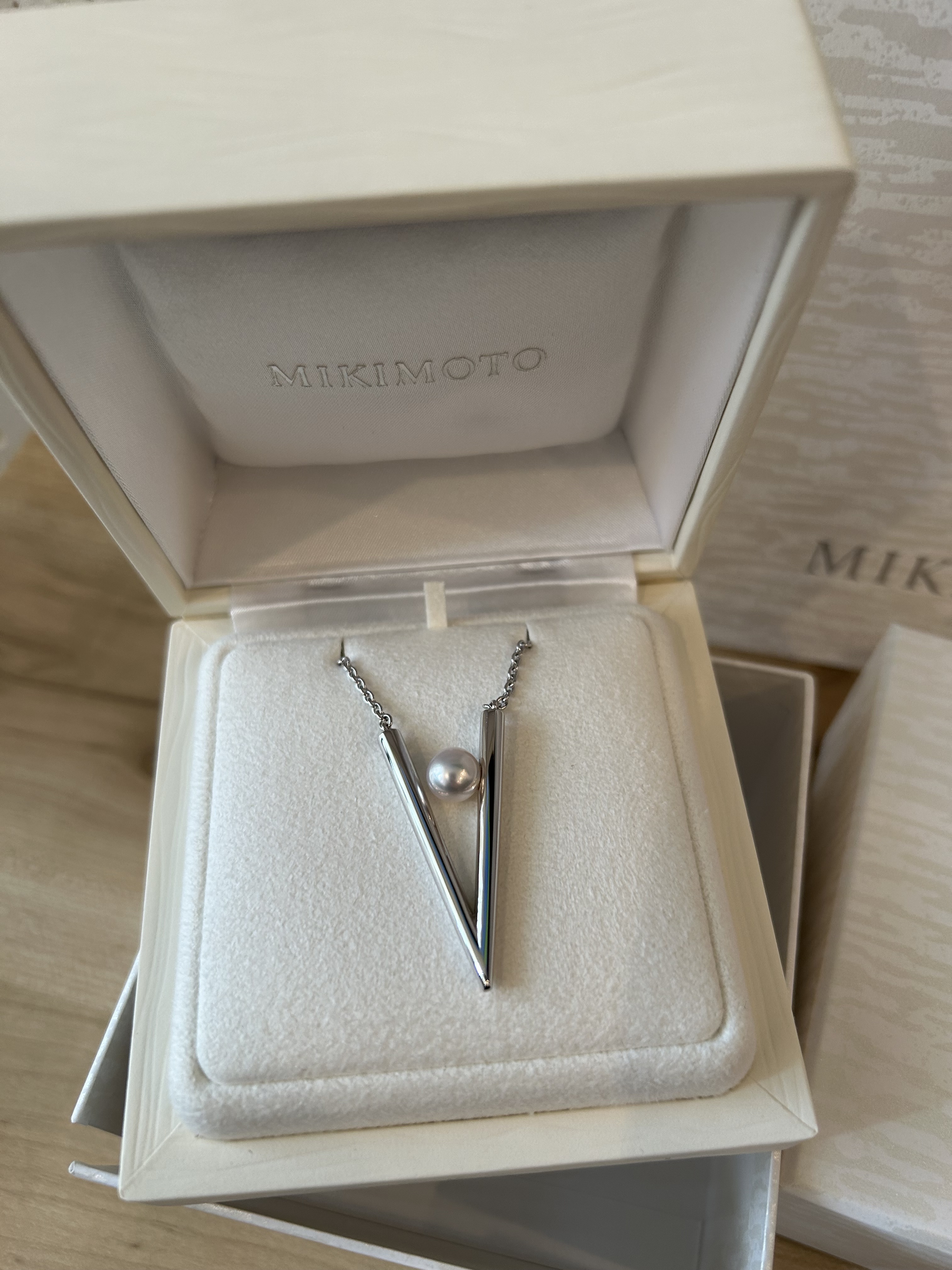 MIKIMOTO】ミキモト V Code ペンダント シルバー製 アコヤ真珠