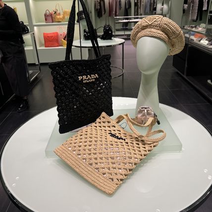 ブラック（黒）系 PRADA(プラダ) かごバッグ(レディース) - ブランド