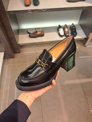 TOD'S(トッズ) ローファー・オックスフォード(レディース) - ブランド