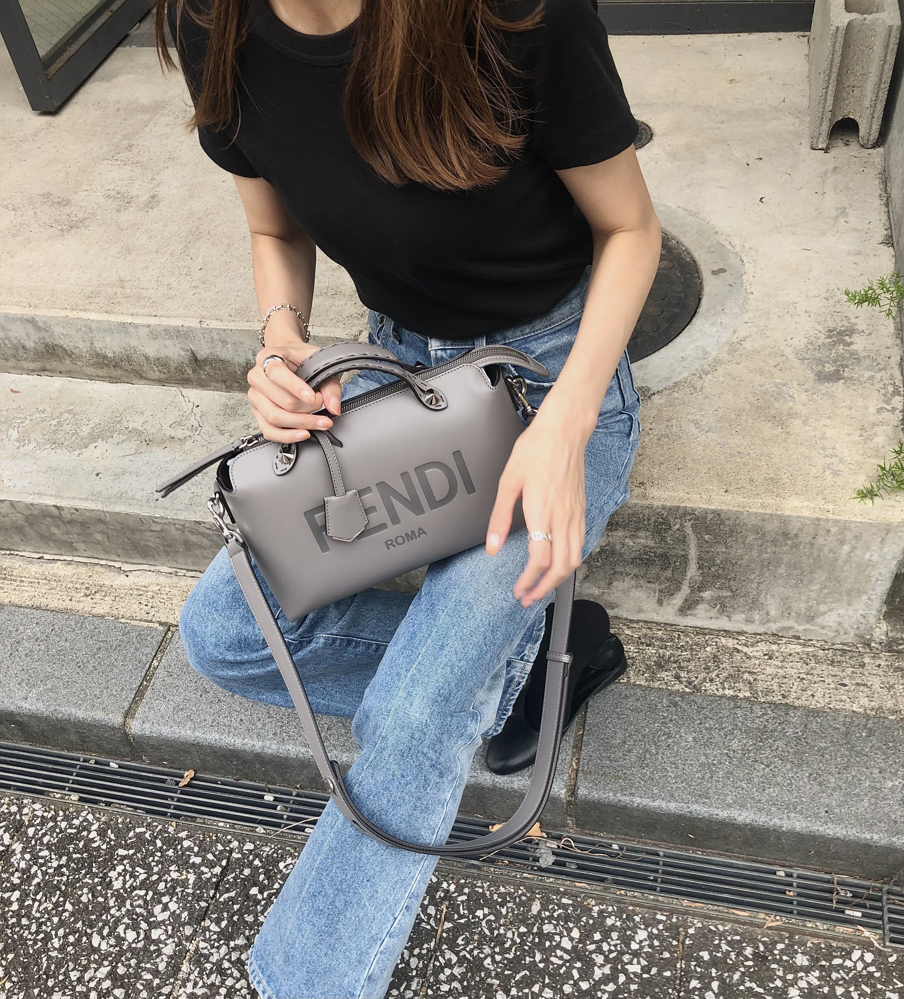 長く愛せるバッグとして人気！FENDI(フェンディ)のアイコンバッグ