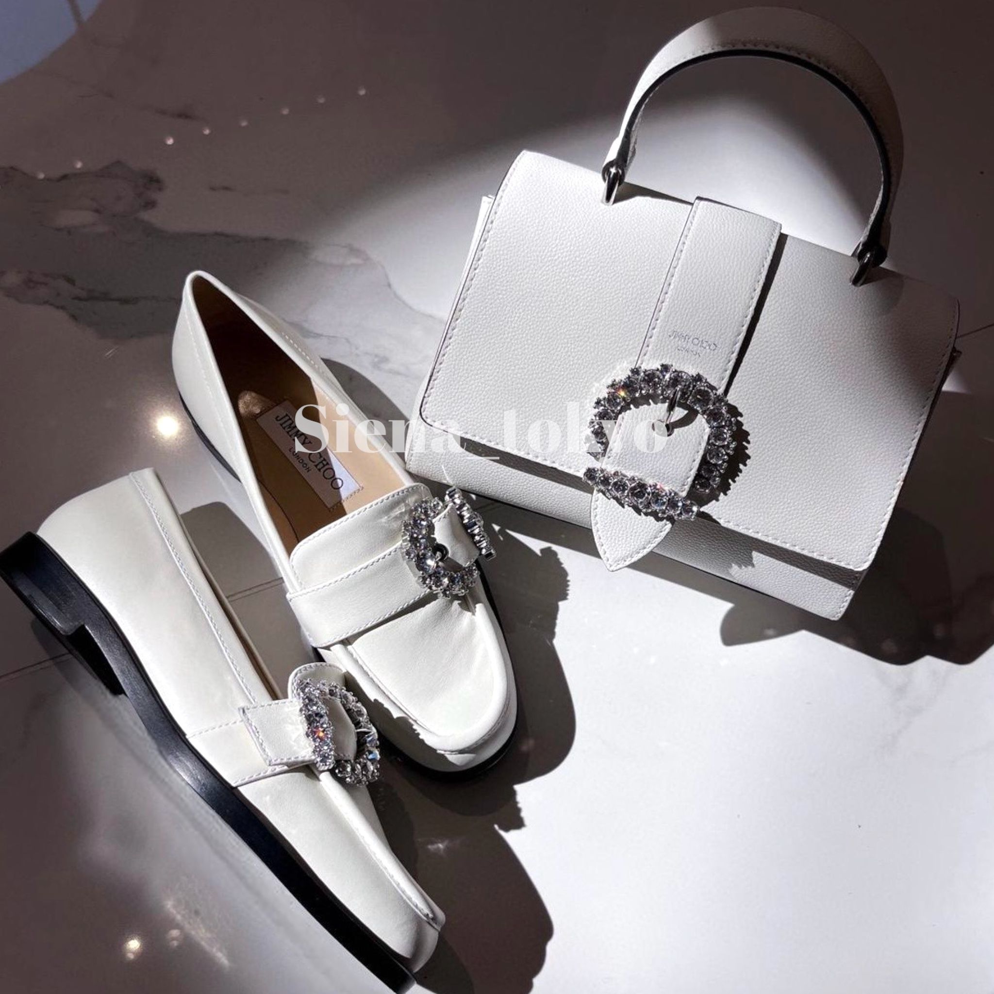 ジミーチュウ Cheri キラキラ ビジュー ローファー (Jimmy Choo