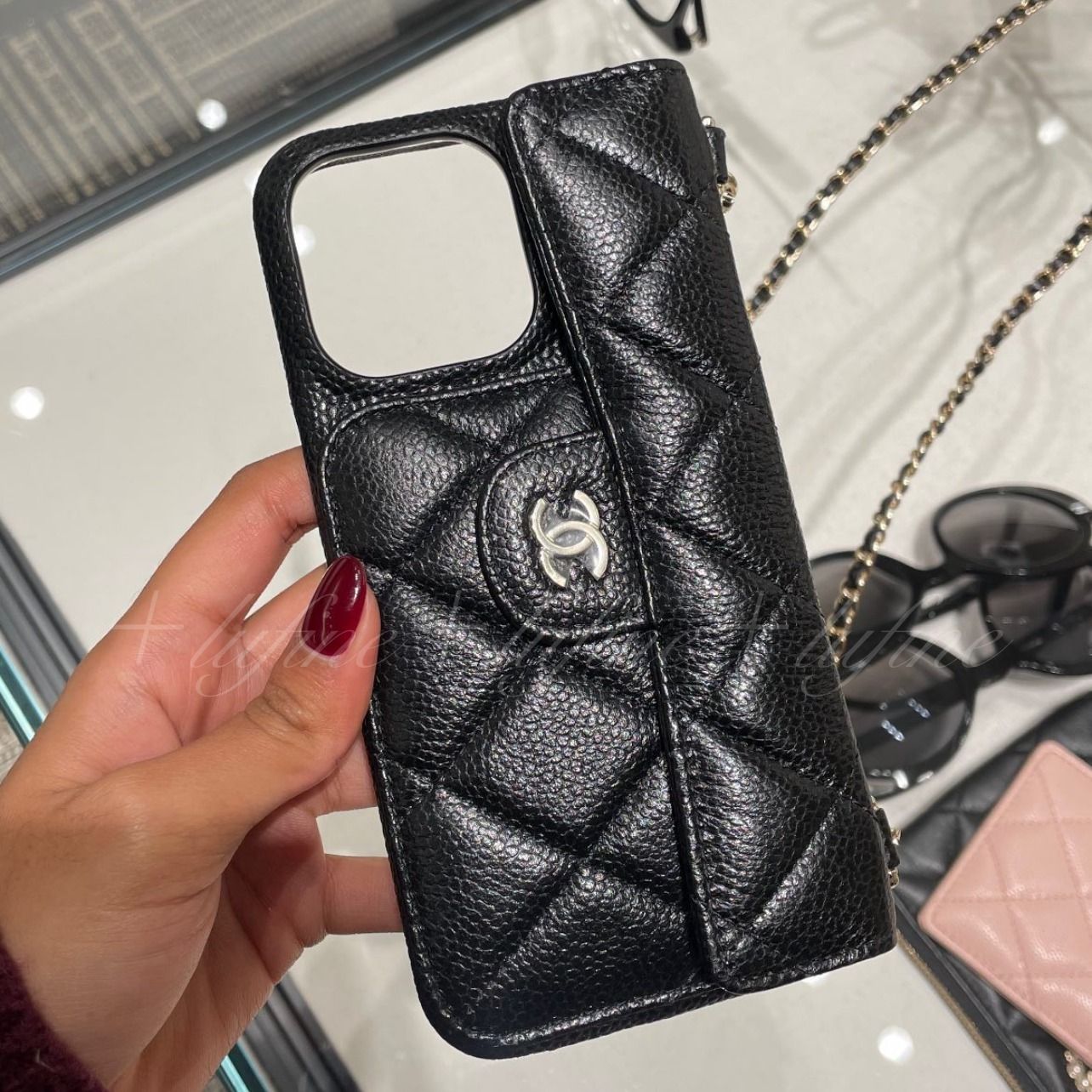 カード収納もできる◎】CHANEL iPhone 15 pro/pro max ケース (CHANEL