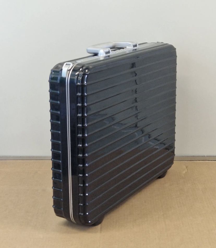 RIMOWA】廃盤品 Limbo アタッシュケース ブラック (RIMOWA/スーツ