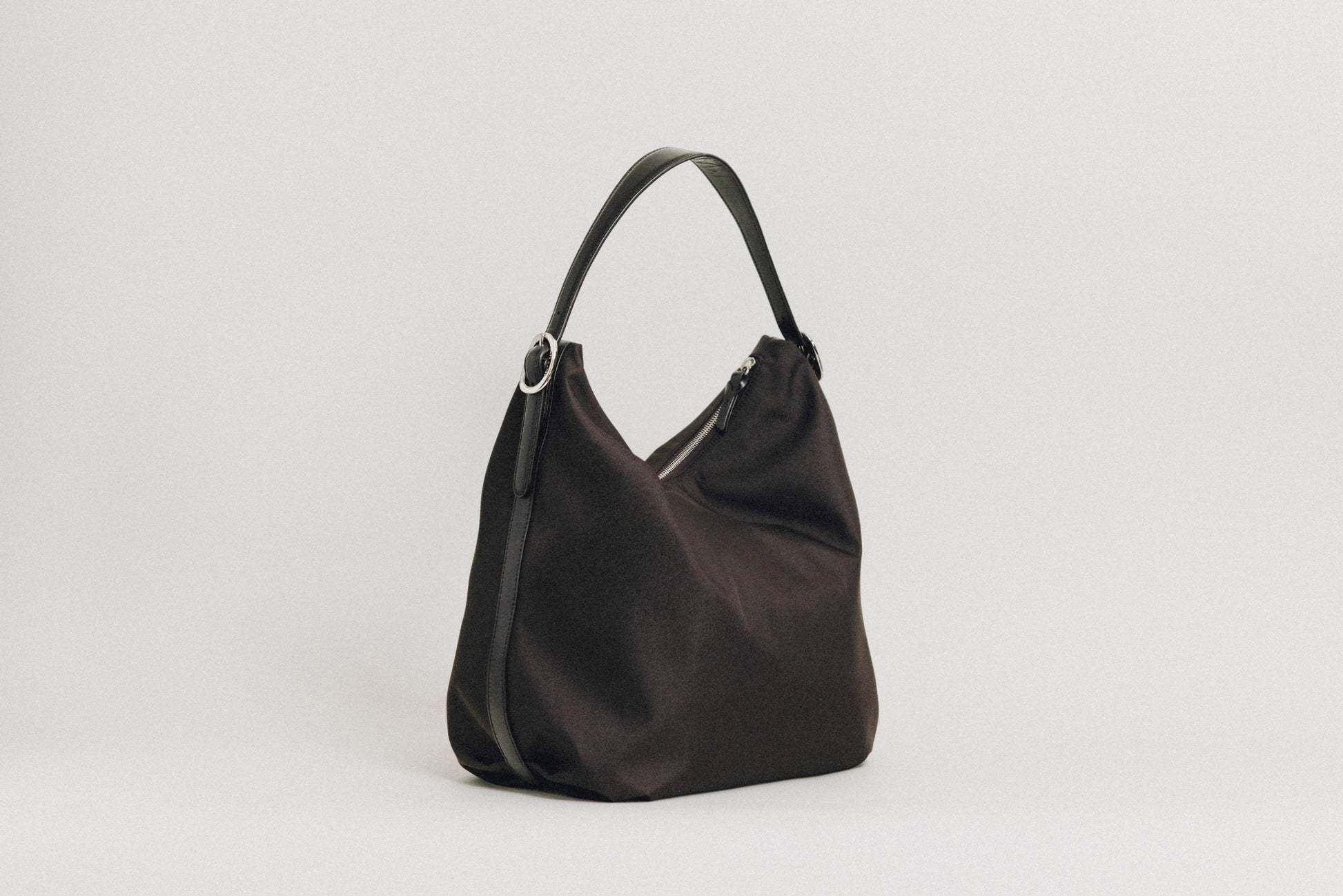 TOUT Y EST】トゥティエ SAC CANOT TOILE / 追跡付 (TOUT Y EST