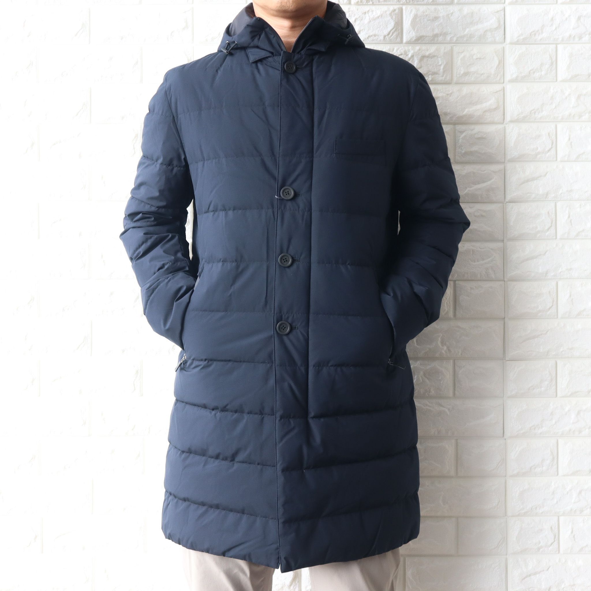 HERNO ヘルノ ラミナー ゴアテックス ダウンチェスターコート (HERNO