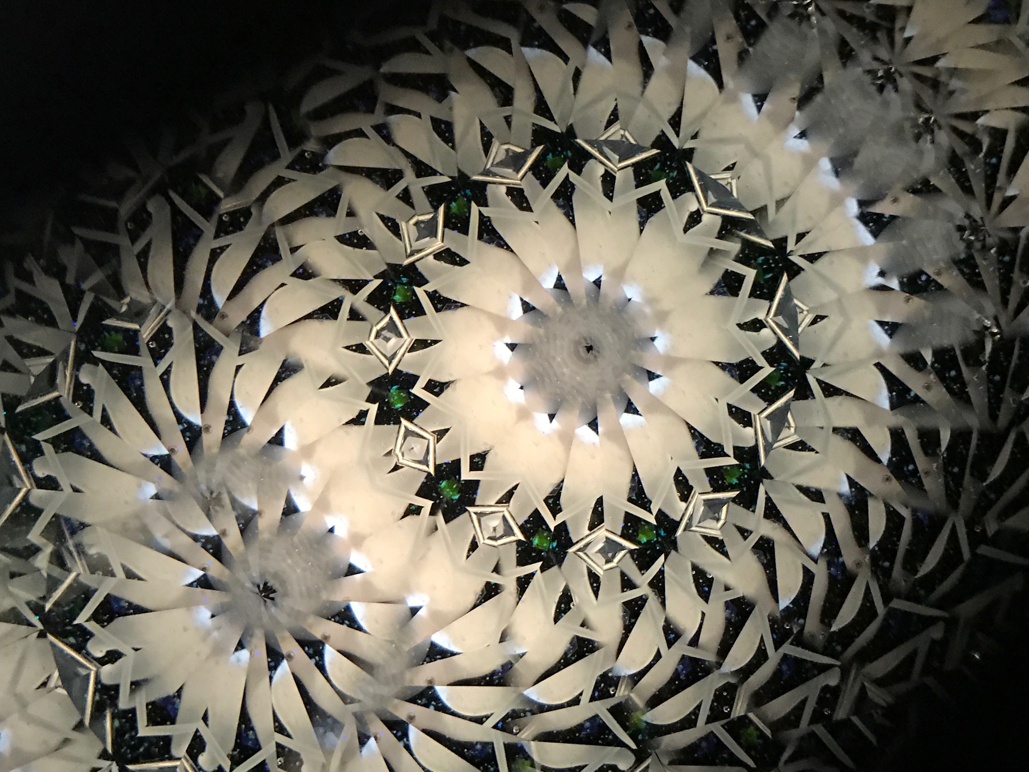 プロ使用の本格的万華鏡！ステンドグラスで作る万華鏡ワークショップ