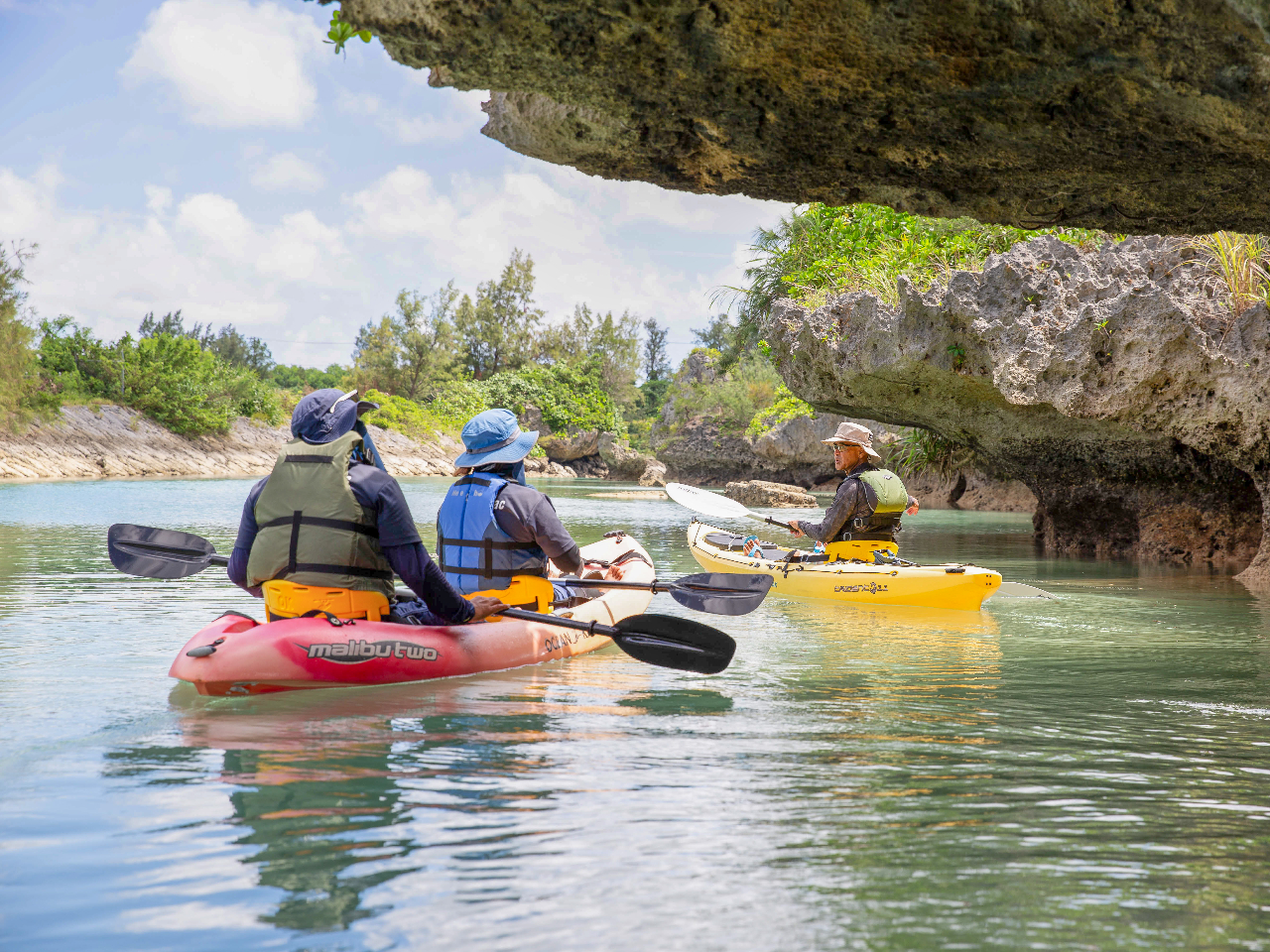 初心者やお子様連れでも安心！】トゥリバー自然探検カヤックツアー