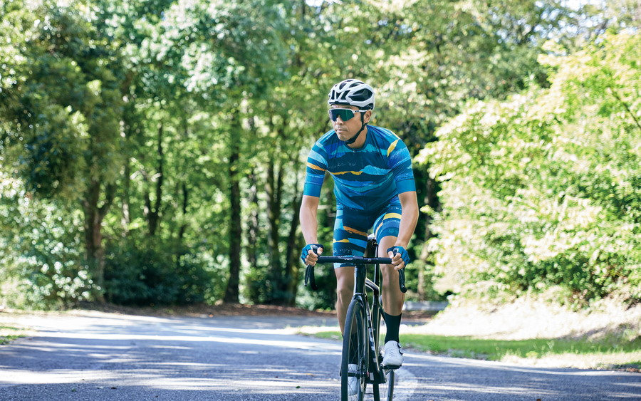 フィット感が選べる「イグナイト レース ジャージ／ベーシック