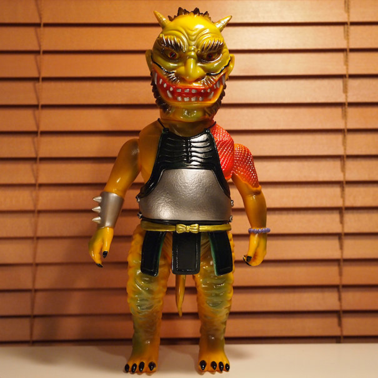 ZOLLMEN 怒羅鬼 - エスムスザイン es muss sein