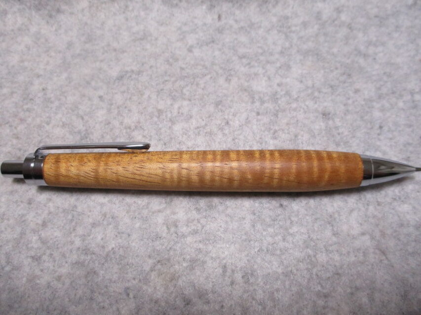 ハワイアンコア カーリー杢 椿油仕上げ 木軸シャープペンシル(0.5ミリ