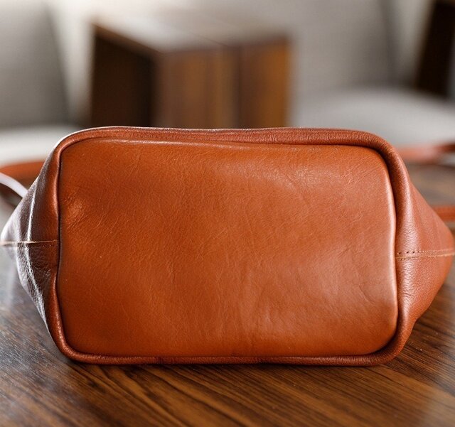 受注製作】厳選牛革レザーバッグ 肩掛けショルダー トートバッグ 収納
