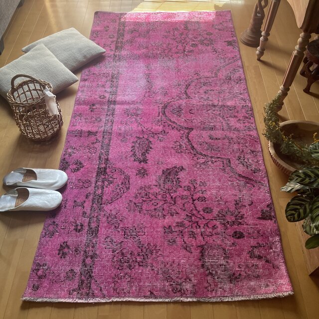 90×183 ピンクオーバーダイ ボタニカル トルコヴィンテージラグ