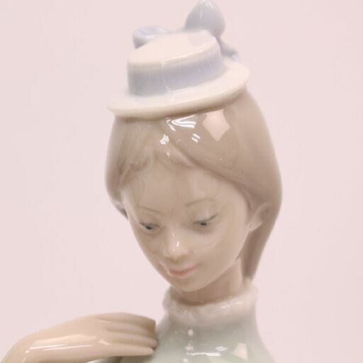 208)【美品】リヤドロ 仔犬を抱く貴婦人 4893 陶器人形 高さ約38cm