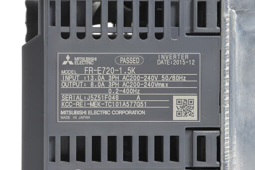三菱 インバータ FR-E720-1.5K (通電時間51100h) | 保守部品.com