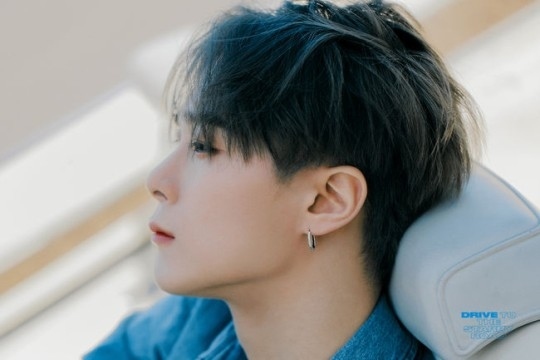 ASTRO ムンビン、3rdフルアルバム「Drive to the Starry Road」個人