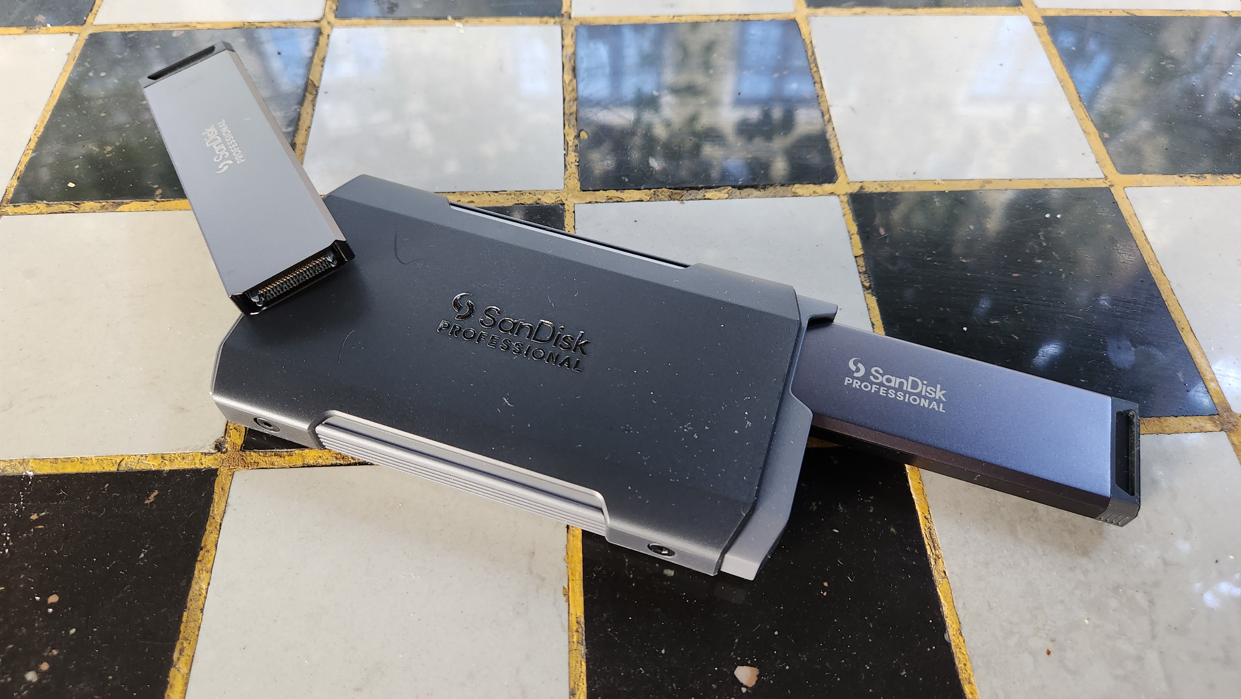 SanDisk Pro-Blade system review: Bringing the Zip drive to the SSD