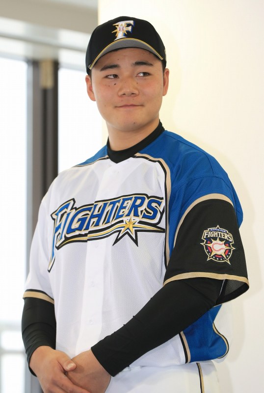 日本ハム：清宮が札幌で入団会見 「背番号21自分色に」 [写真特集5/5