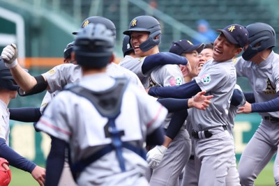 センバツ史上初 青森県勢2校初戦突破 青森山田と八戸学院光星 | 毎日新聞