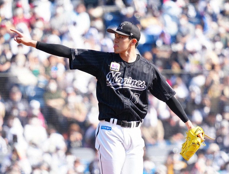ロッテ・佐々木朗希、13者連続奪三振 プロ野球新記録 | 毎日新聞