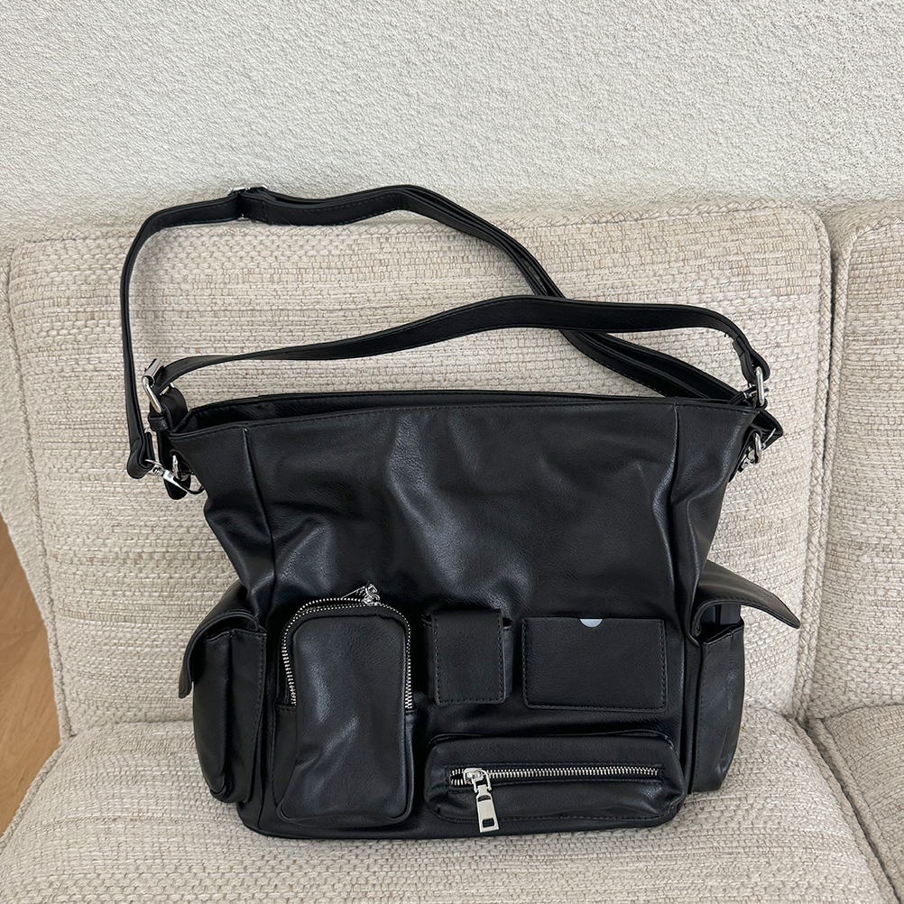 マルチポケットショルダーバッグ | ファッション通販サイト NUGU