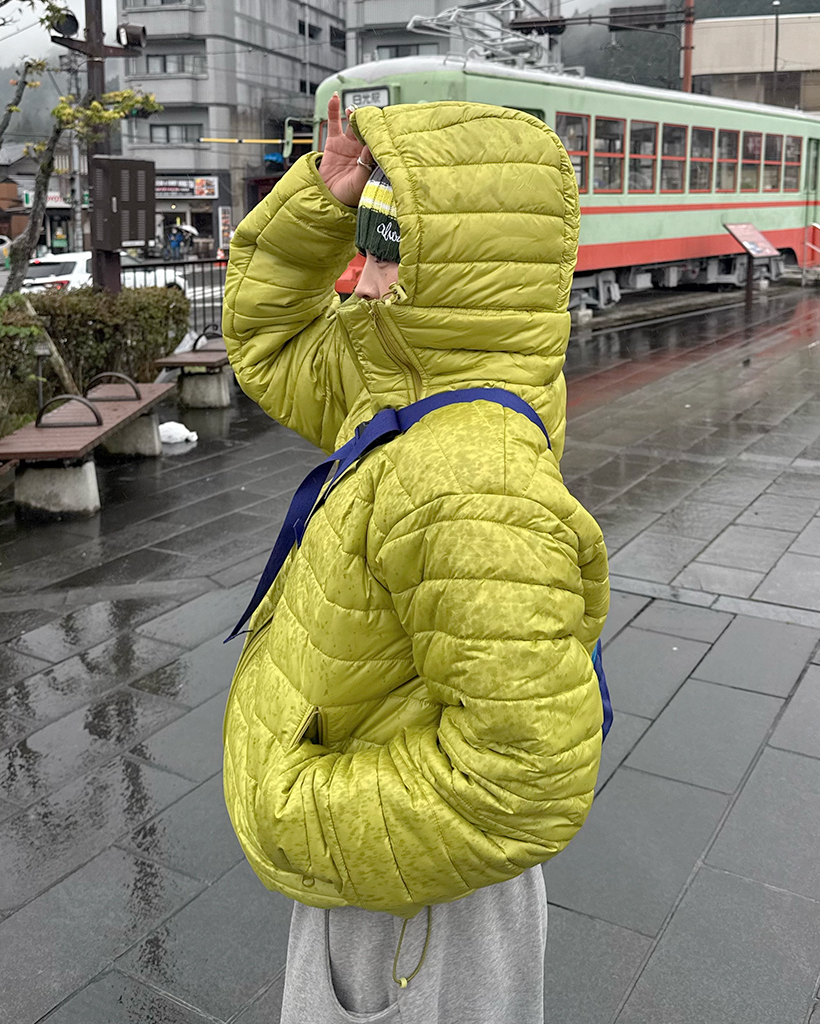 ユニセックス)2WAYフード軽量中綿ジャケット | ファッション通販サイト