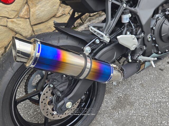 カワサキ ZX4R・2024(R6)初度登録(届出)年・ダークガンメタリック