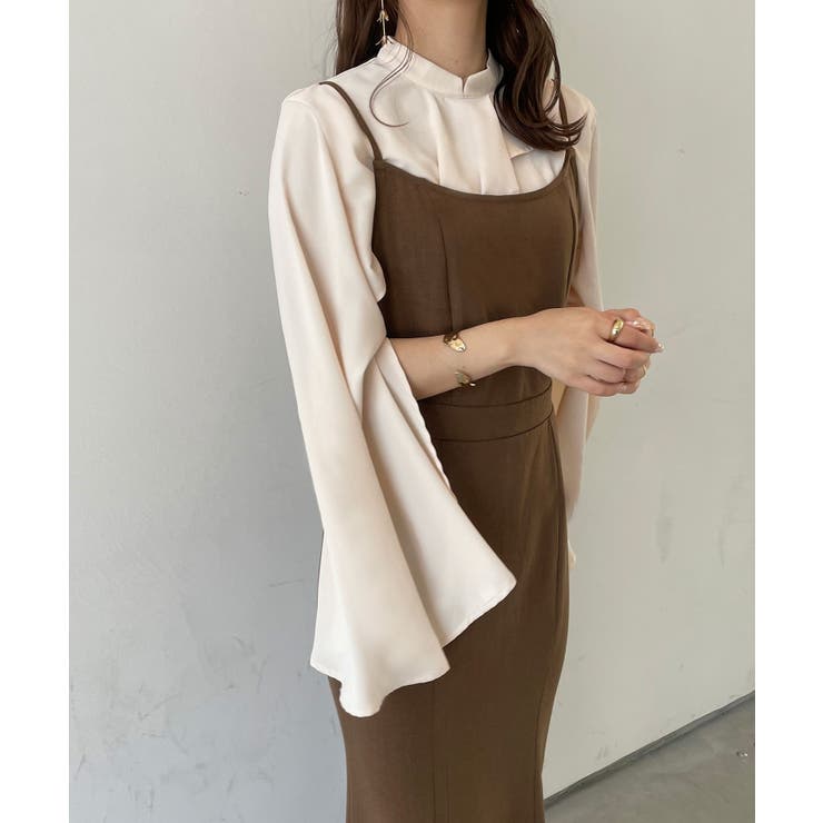 レイヤードフレアスリットスリーブブラウス[品番：AMTW0005339