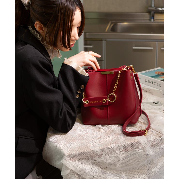 チェーンチャーム付 フェイクレザー ショルダーBAG[品番：PPNW0003757
