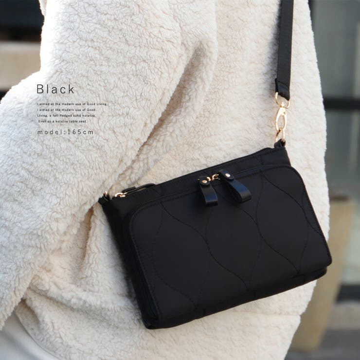 キルティングナイロンショルダーバッグ[品番：VI000007205]｜Vita