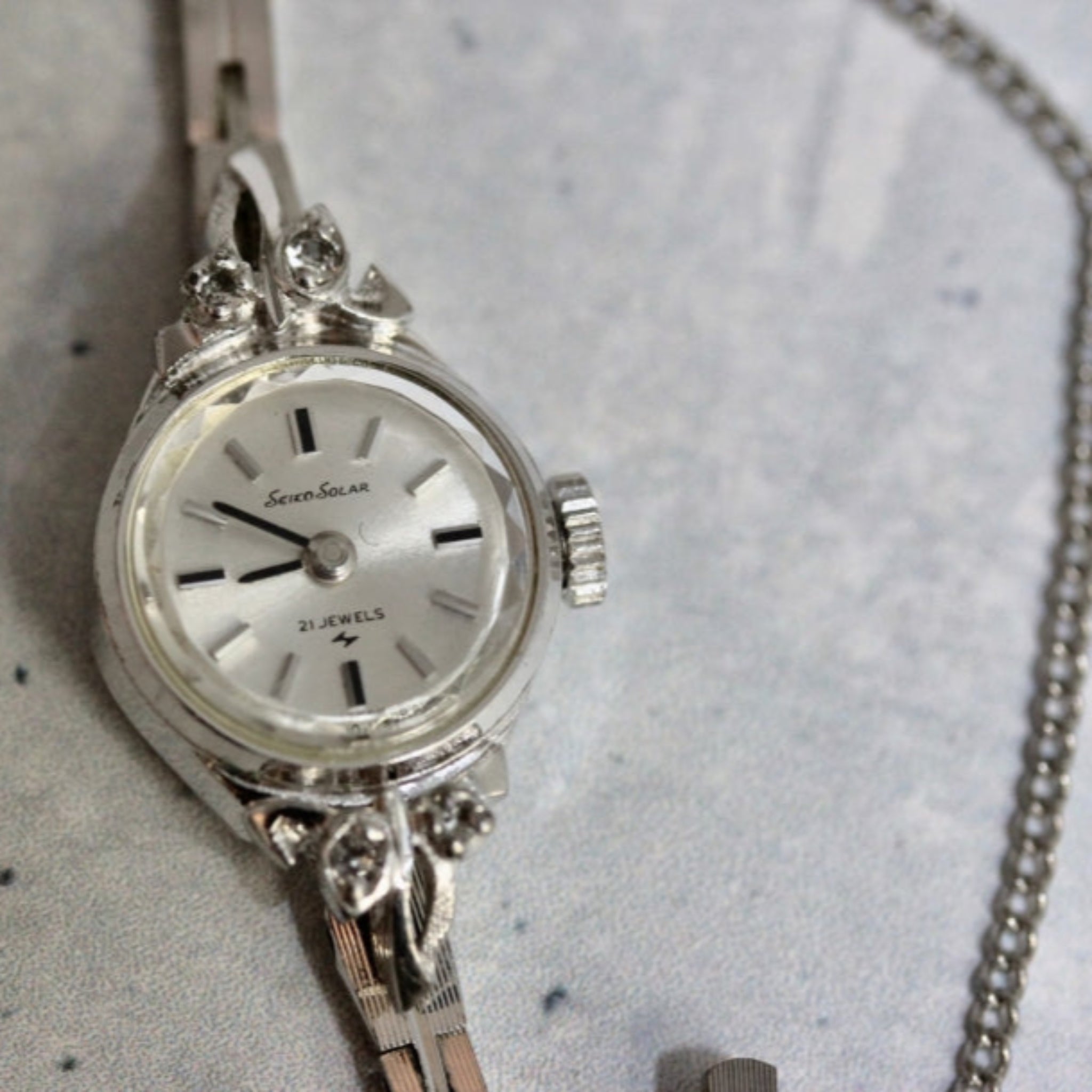 SEIKO SOLAR / セイコーソーラー / 手巻き式ドレスウォッチ