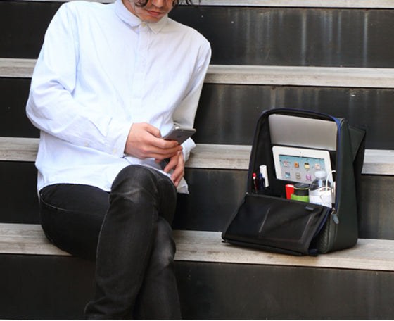 ひらくPCバッグmini(ミニ) レザー エディション