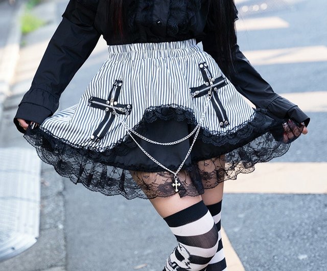 台湾 クロスシルバー型レースレイヤードケーキミニスカートゴスロリ