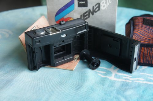 送料無料】ロシア LOMO SMENA-8M 35mm フィルムカメラ 40mm F/4 T-43