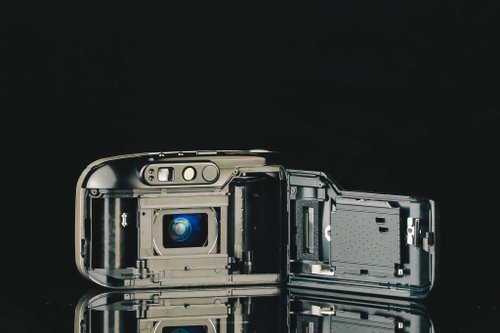 台湾 ミノルタ RIVA ZOOM 70W #5049 #135 フィルムカメラ Mr. Rick