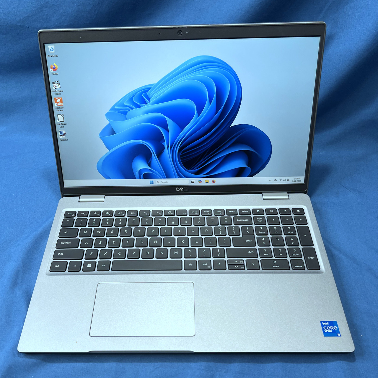 Dell Latitude 5520 - i5-1145G7 (PICK-UP ONLY)