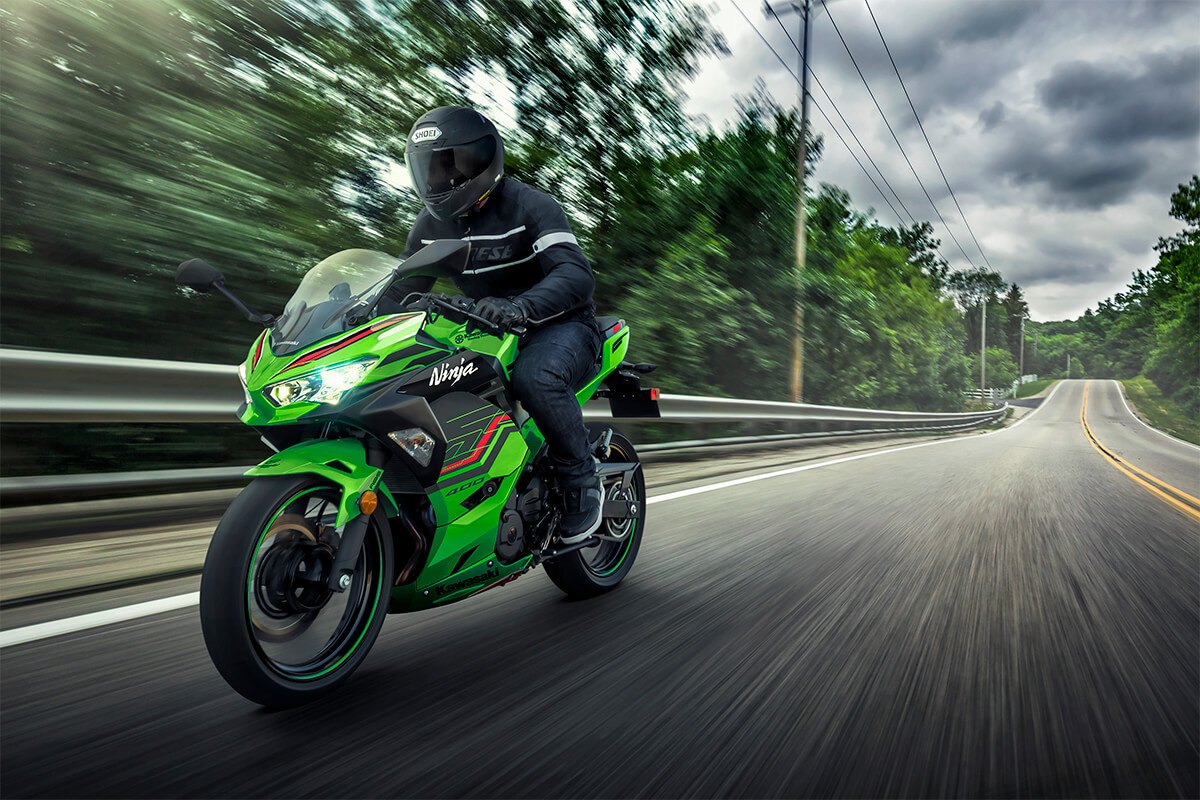 New 2023 Kawasaki Ninja 400 KRT Edition Lime Green / Ebony