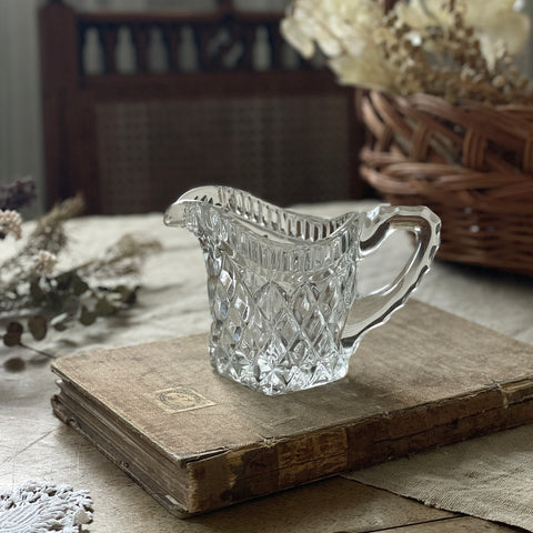 アンティーク ガラス / ジャグ・ピッチャー – チェルシーオールド