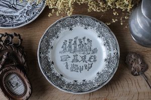 クレイユモントロー窯なぞなぞシリーズのグリザイユ（直径19cm