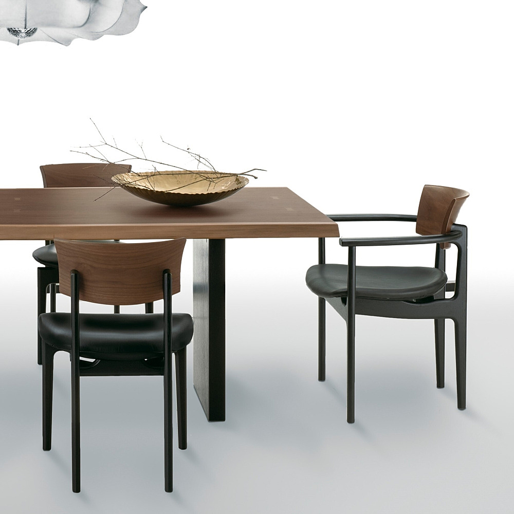 CHIC ARM CHAIR｜柏木工｜コンフォートQ｜阪急百貨店のインテリアショップ