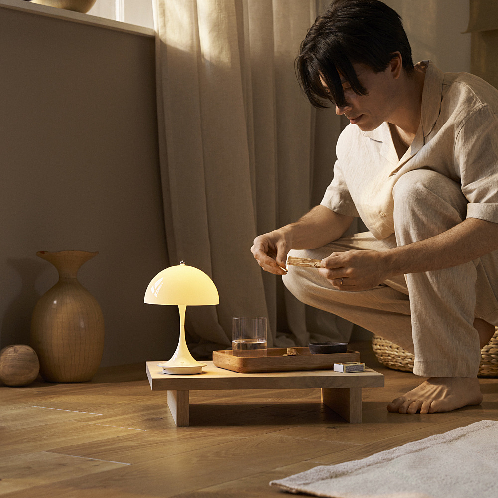 PANTHELLA160 PORTABLE V3｜ルイスポールセン｜コンフォートQ｜阪急