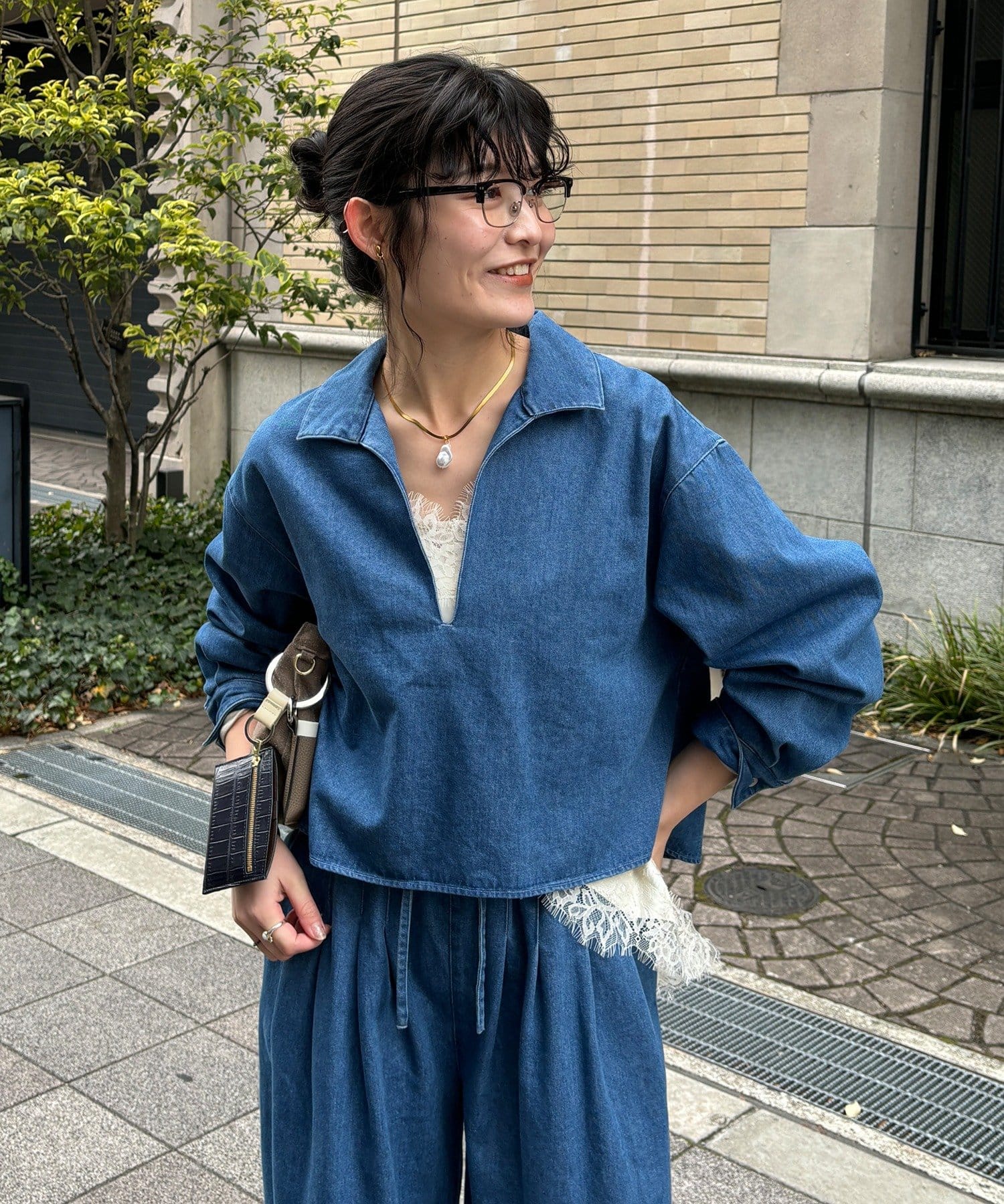 インフルエンサーOKOCHI企画】スキッパーデニムシャツ | DOUDOU