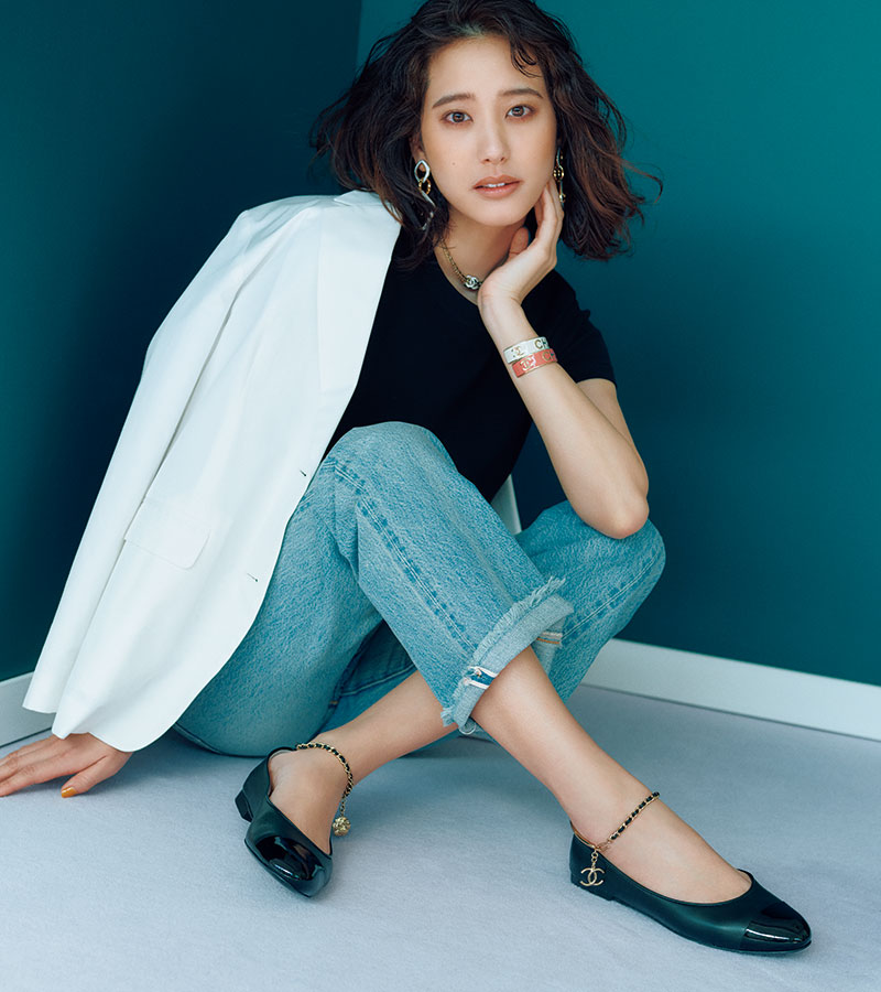 シャネル】大人が投資したい「憧れブランドの名品シューズ」 | CLASSY