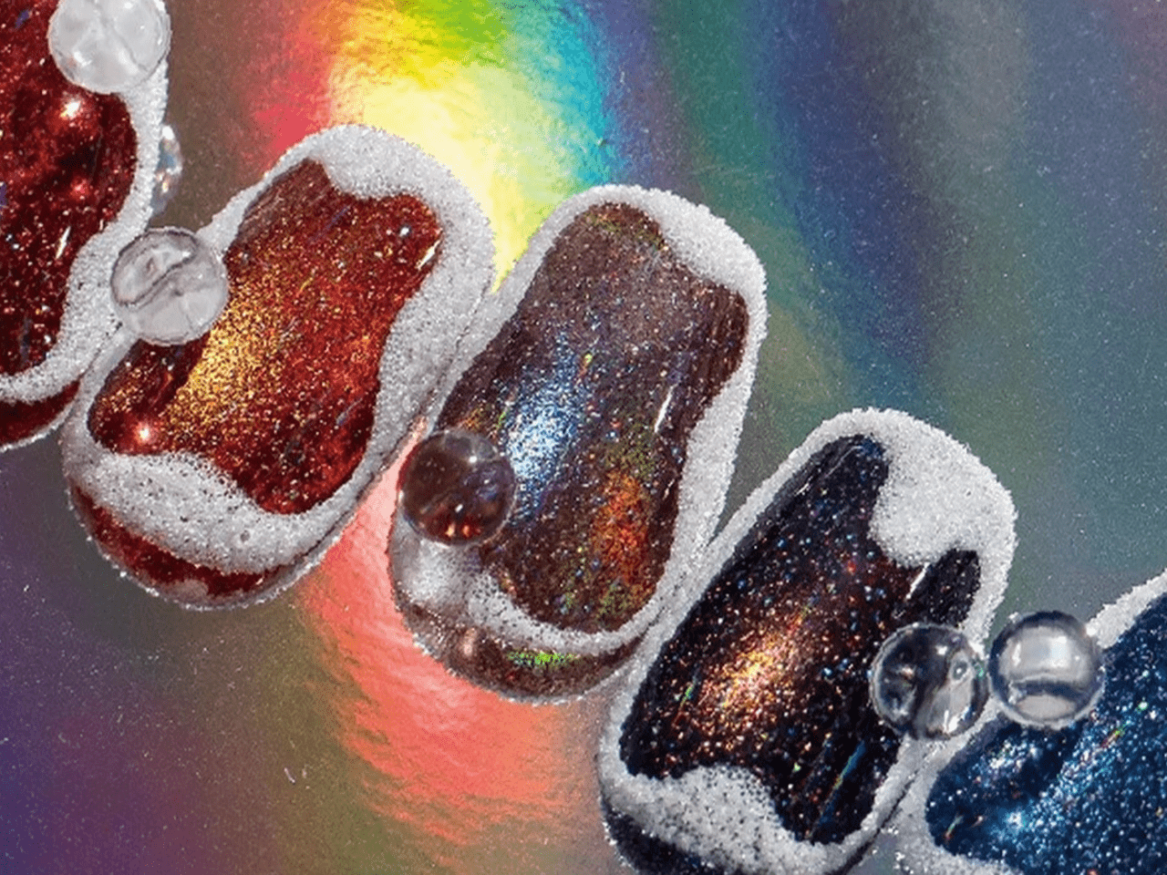 この夏のキーワードは幻想的♡星空のように煌めく「emena マグネティ