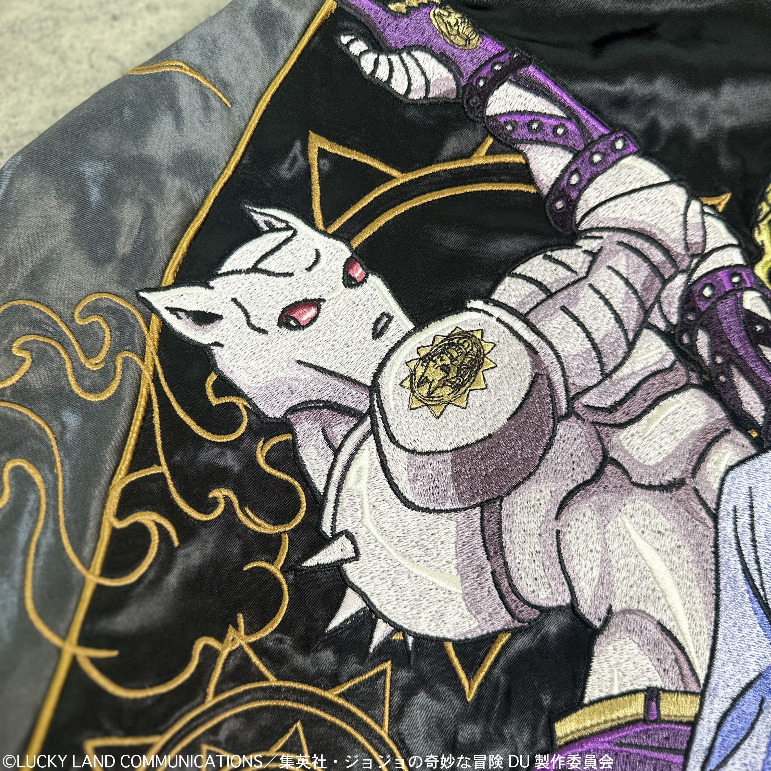 株式会社ク・ラッチ / JOJO×絡繰魂 吉良吉影リバーシブルスカジャン 254004