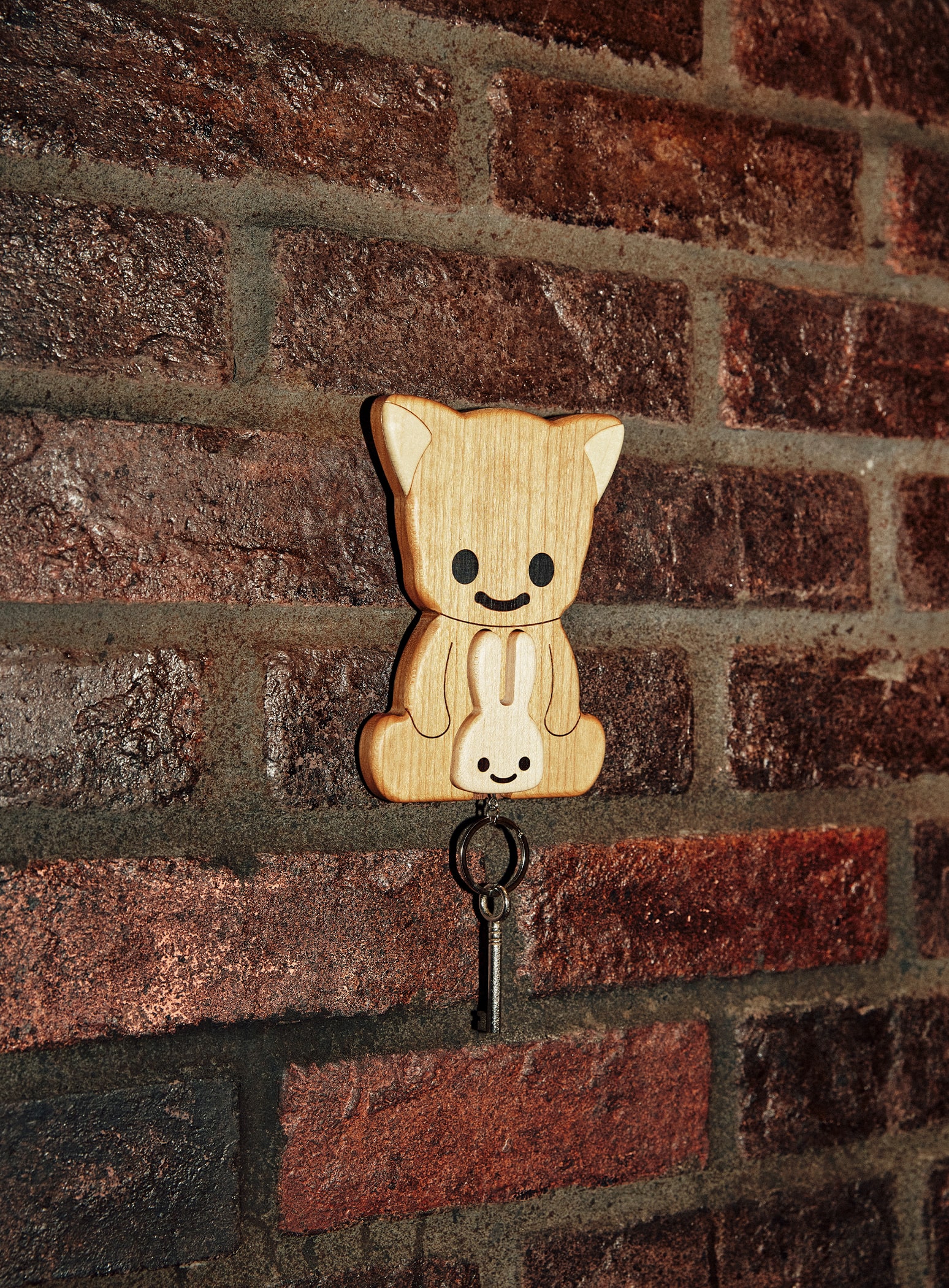 木のフックとキーリング ねこちゃんとうさぎ｜ウサギがいる｜CUNE