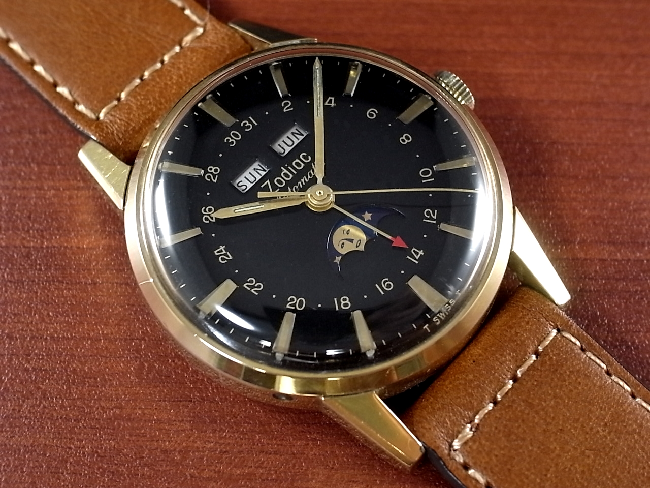 ゾディアック トリプルカレンダームーンフェイズ オートマチック 1960