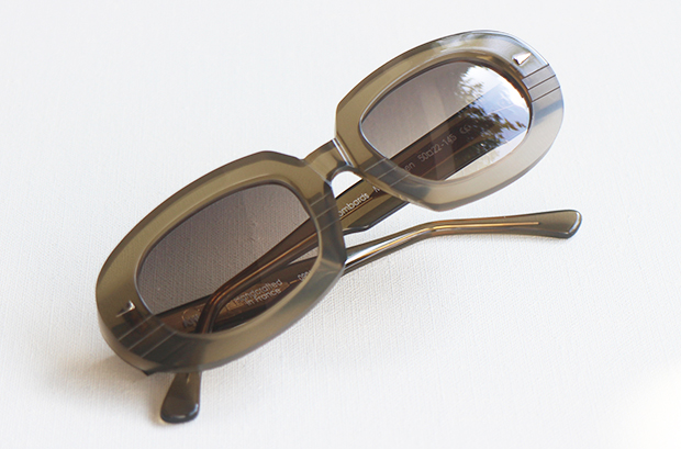 AHLEM(アーレム) オーバルシェイプの限定生産サングラス ”Lombards” D