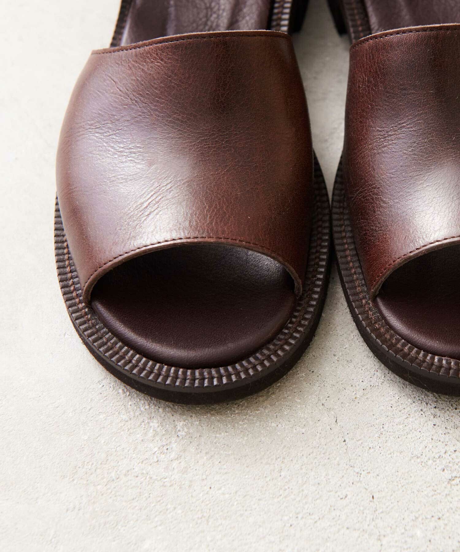 AMBIDEX Store △○レザー サンダル(23 コゲチャ): bulle de savon